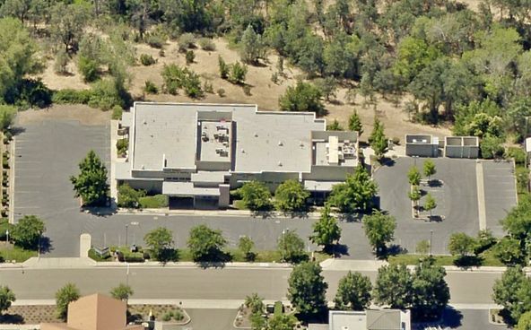 Surgery Center: 2439 Sonoma St, Redding, CA 96001